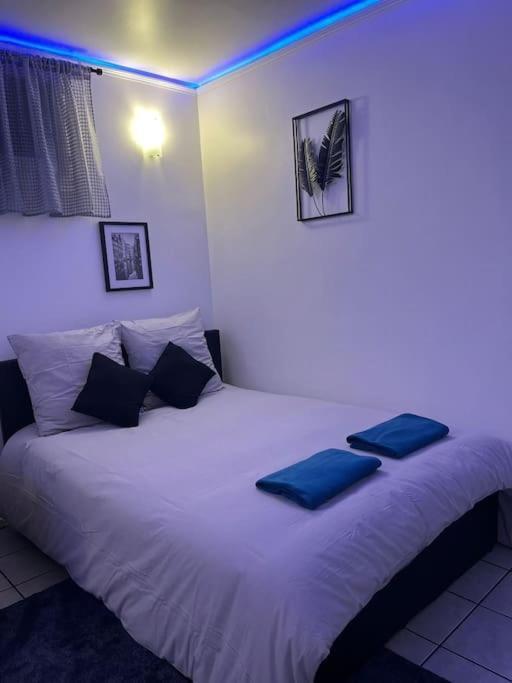 17eme Apartment
