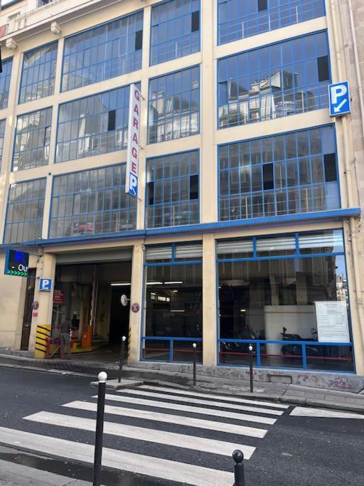17eme Apartment